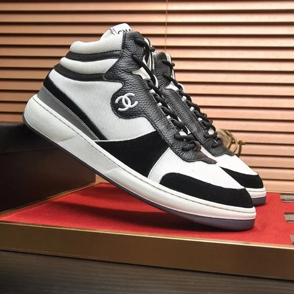 Chanel white sneakers - Picture 1 of 7